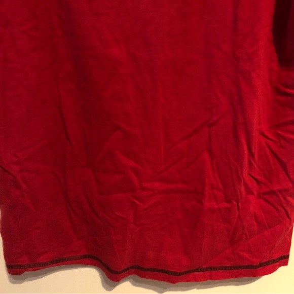 Men’s Nike  T Shirt Red With Gray Logo Size M USA Fabric Well Made Authentic M - Picture 7 of 11